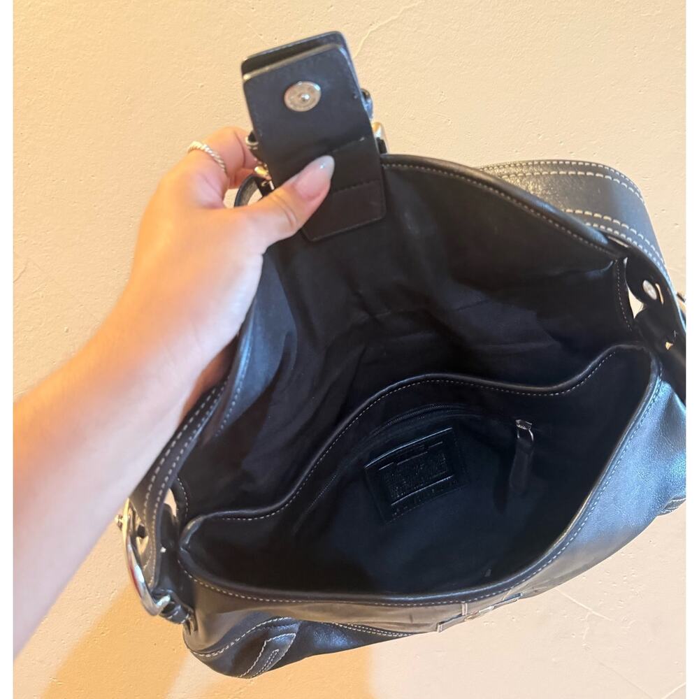 Coach Vintage Black Shoulder Soho Soft Leather Flap Bag Silver metal - Picture 9 of 13